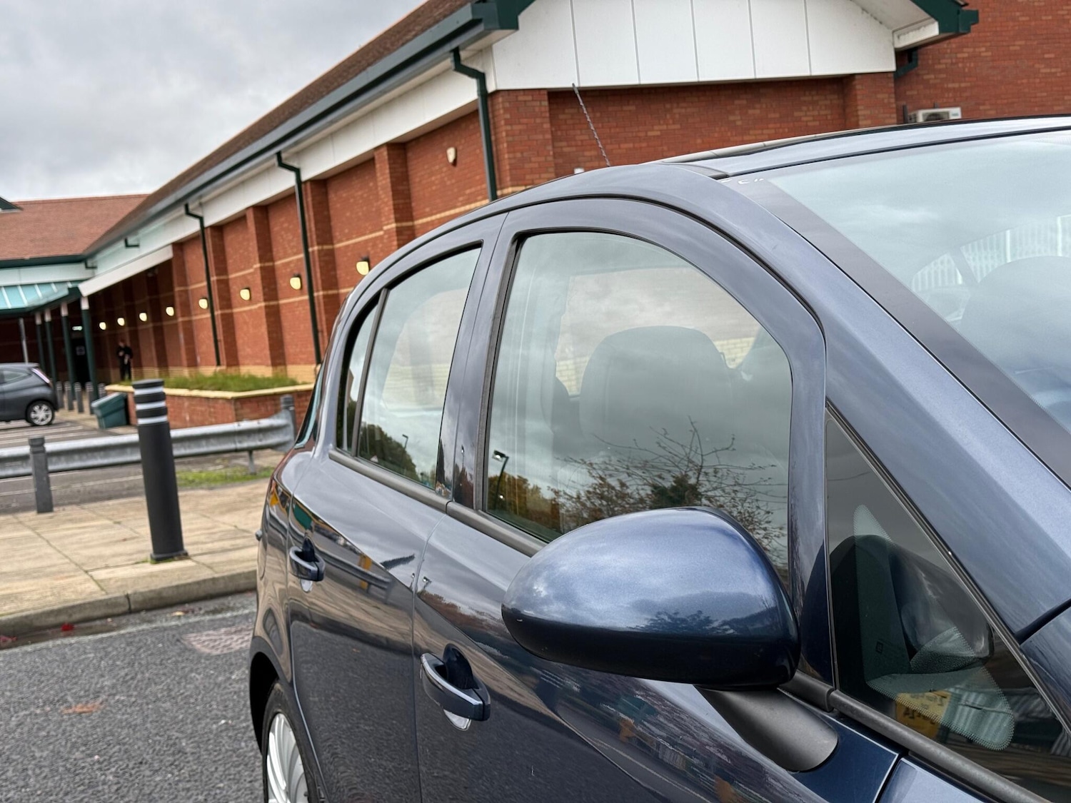 Used Vauxhall Corsa 2011 for sale - 76409445: Photo 27