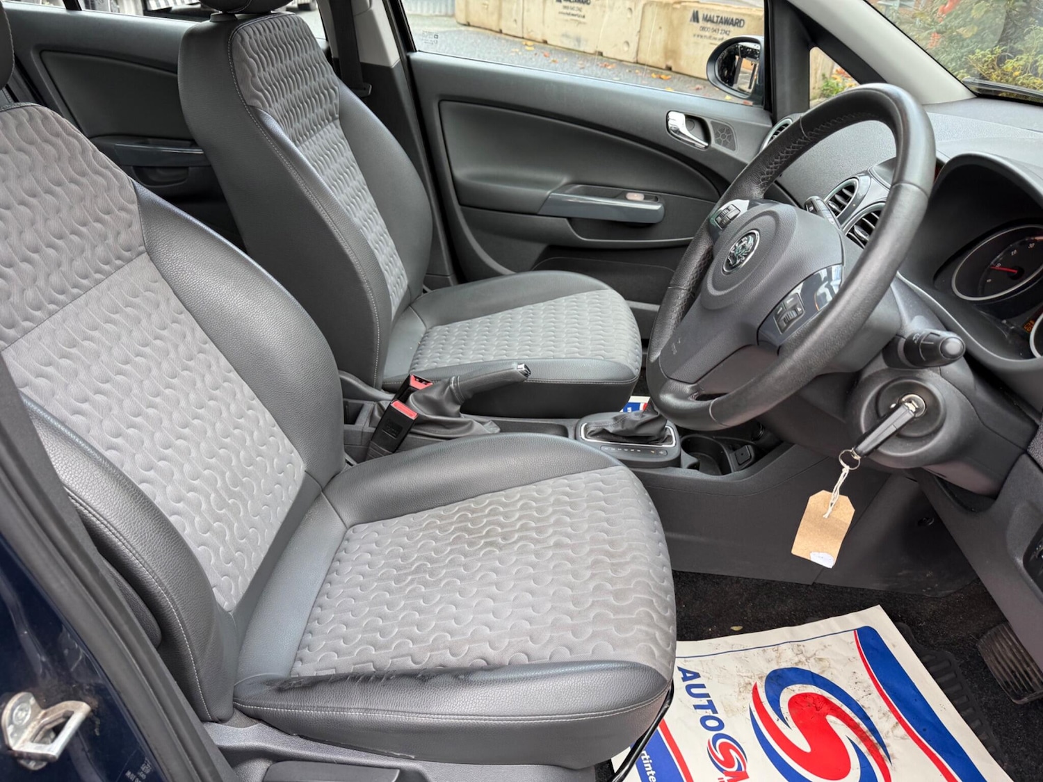 Used Vauxhall Corsa 2011 for sale - 76409445: Photo 36