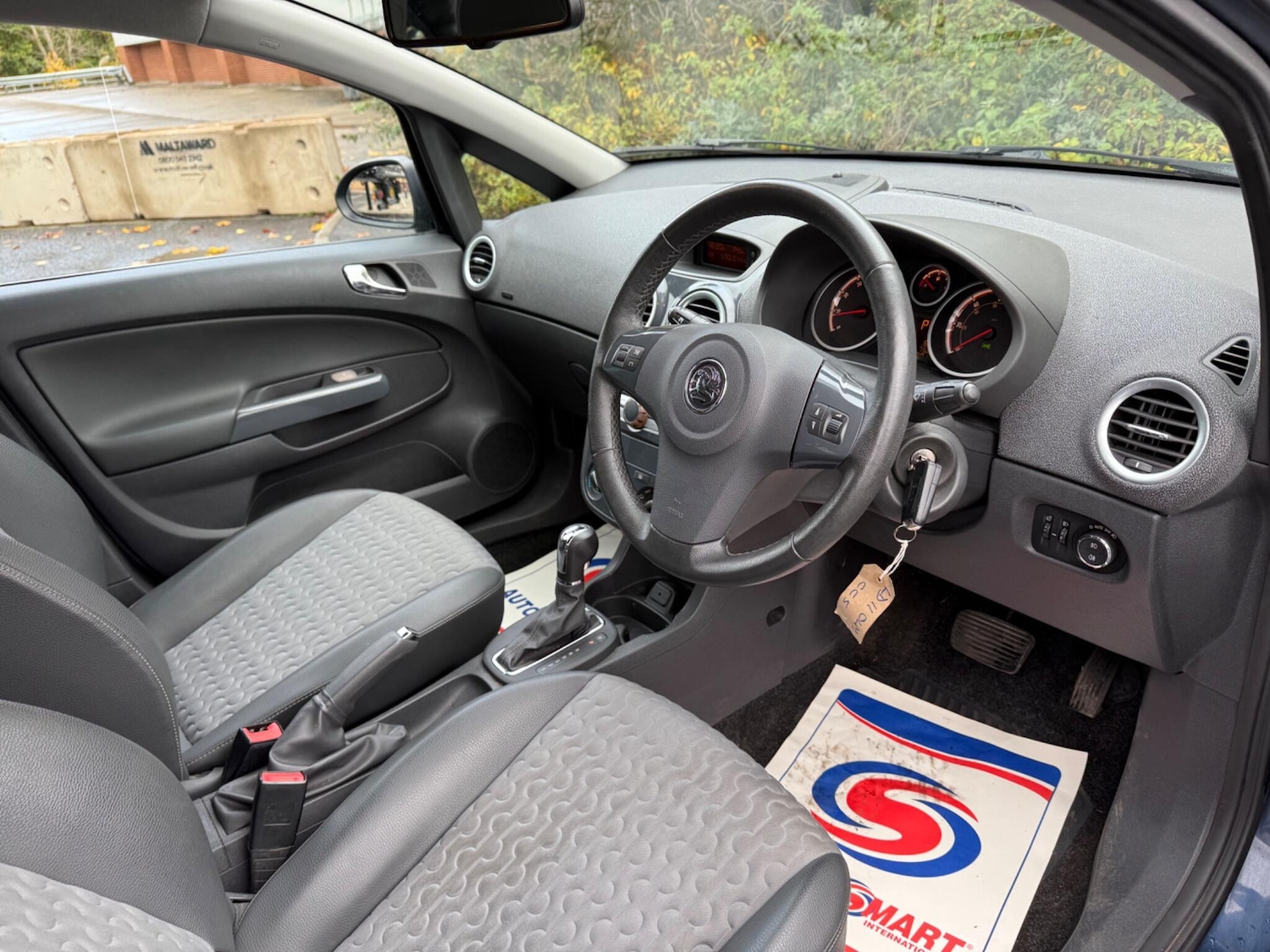 Used Vauxhall Corsa 2011 for sale - 76409445: Photo 38