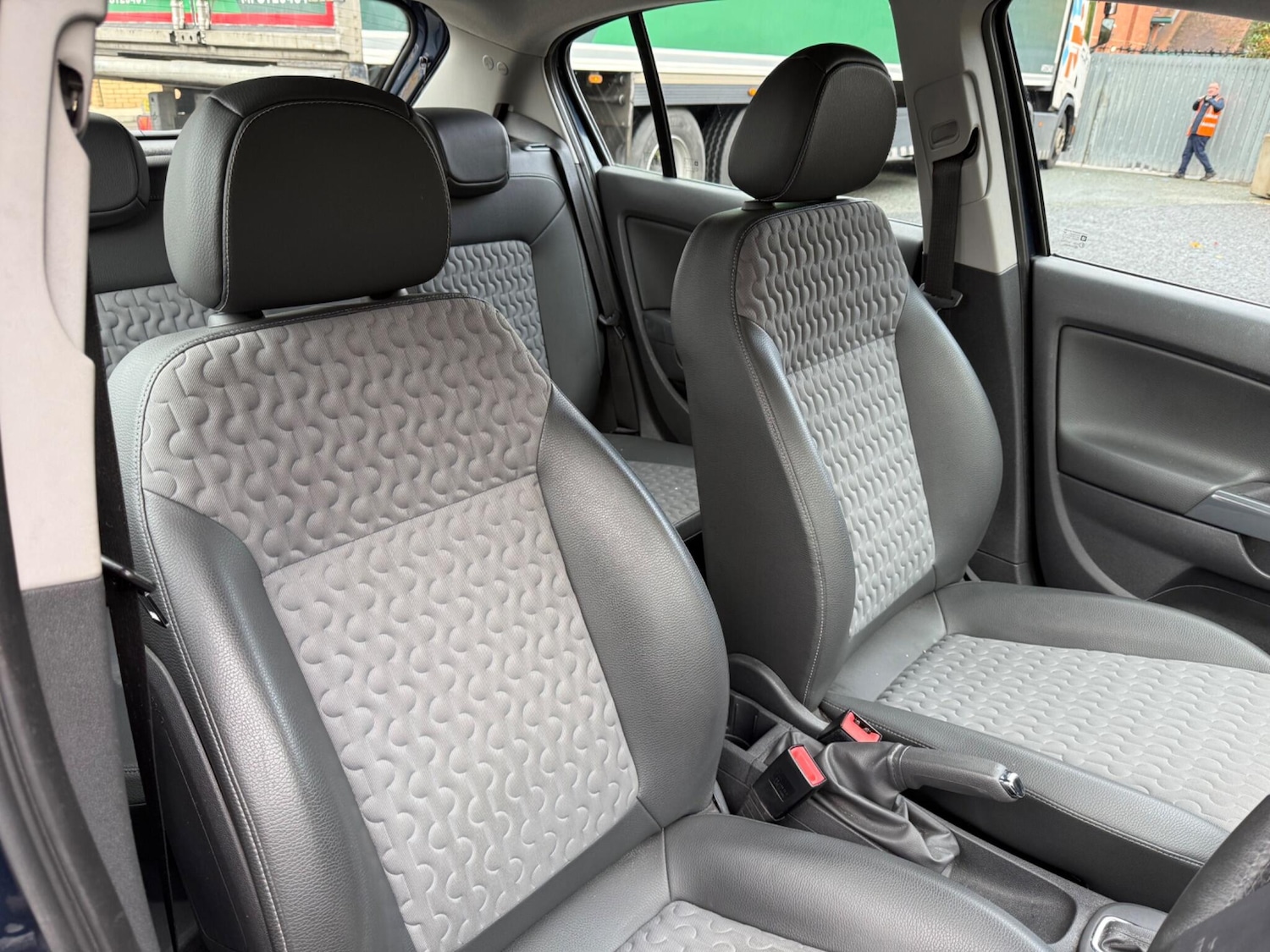 Used Vauxhall Corsa 2011 for sale - 76409445: Photo 41