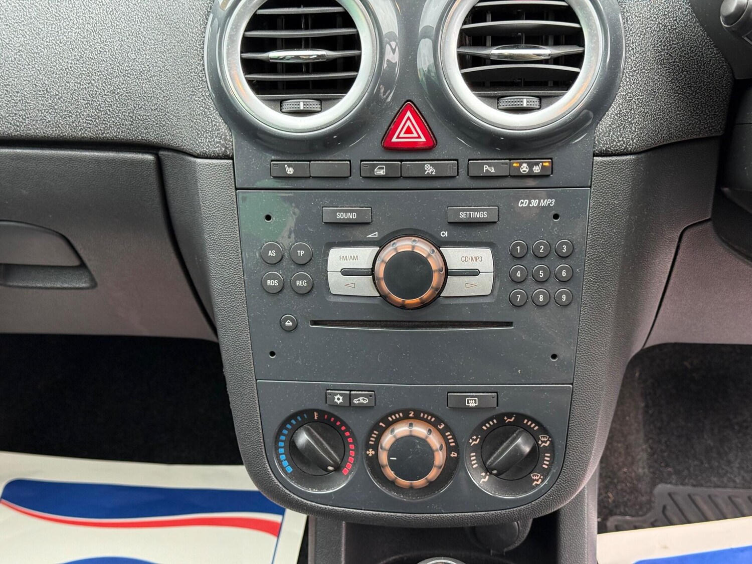 Used Vauxhall Corsa 2011 for sale - 76409445: Photo 48