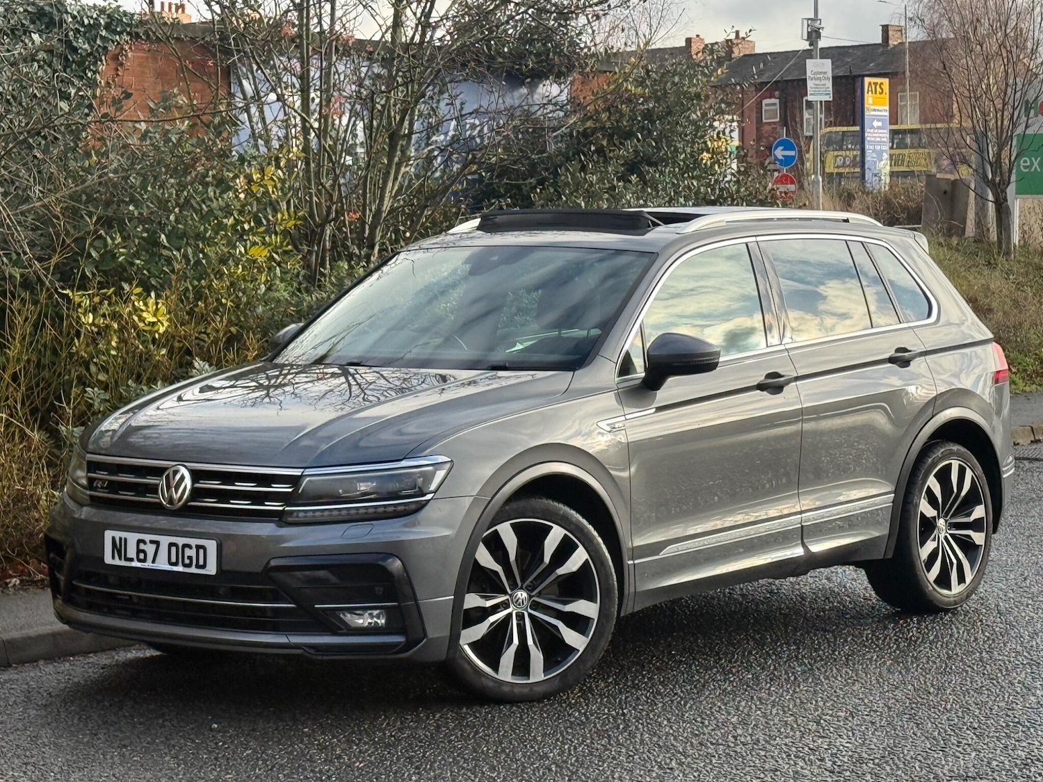 Used Volkswagen Tiguan 2017 for sale - 76898434: Photo 1