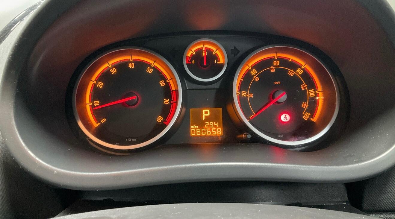 Used Vauxhall Corsa 2009 for sale - 77021064: Photo 5