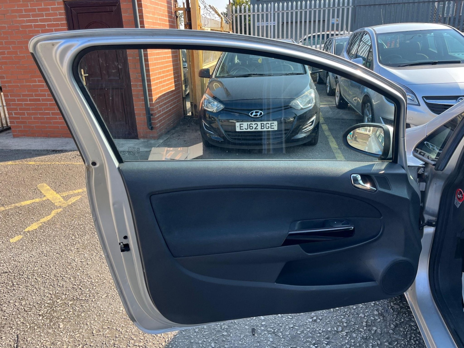 Used Vauxhall Corsa 2010 for sale - 76408740: Photo 29