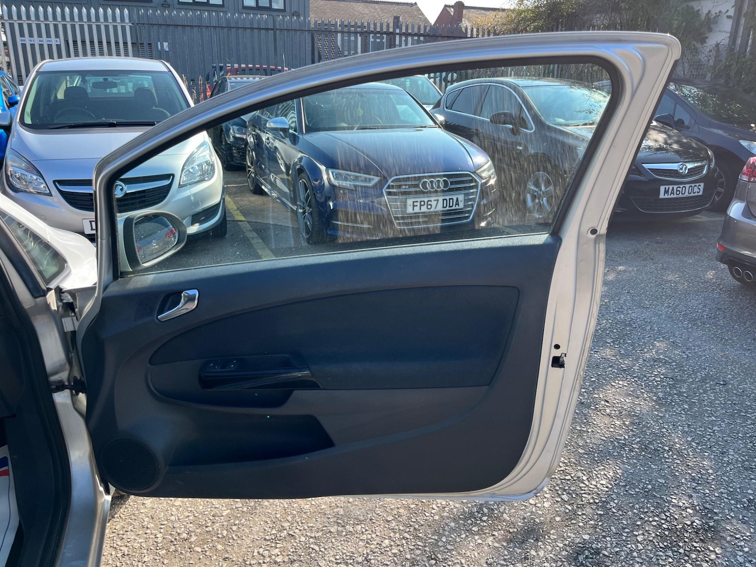 Used Vauxhall Corsa 2010 for sale - 76408740: Photo 30