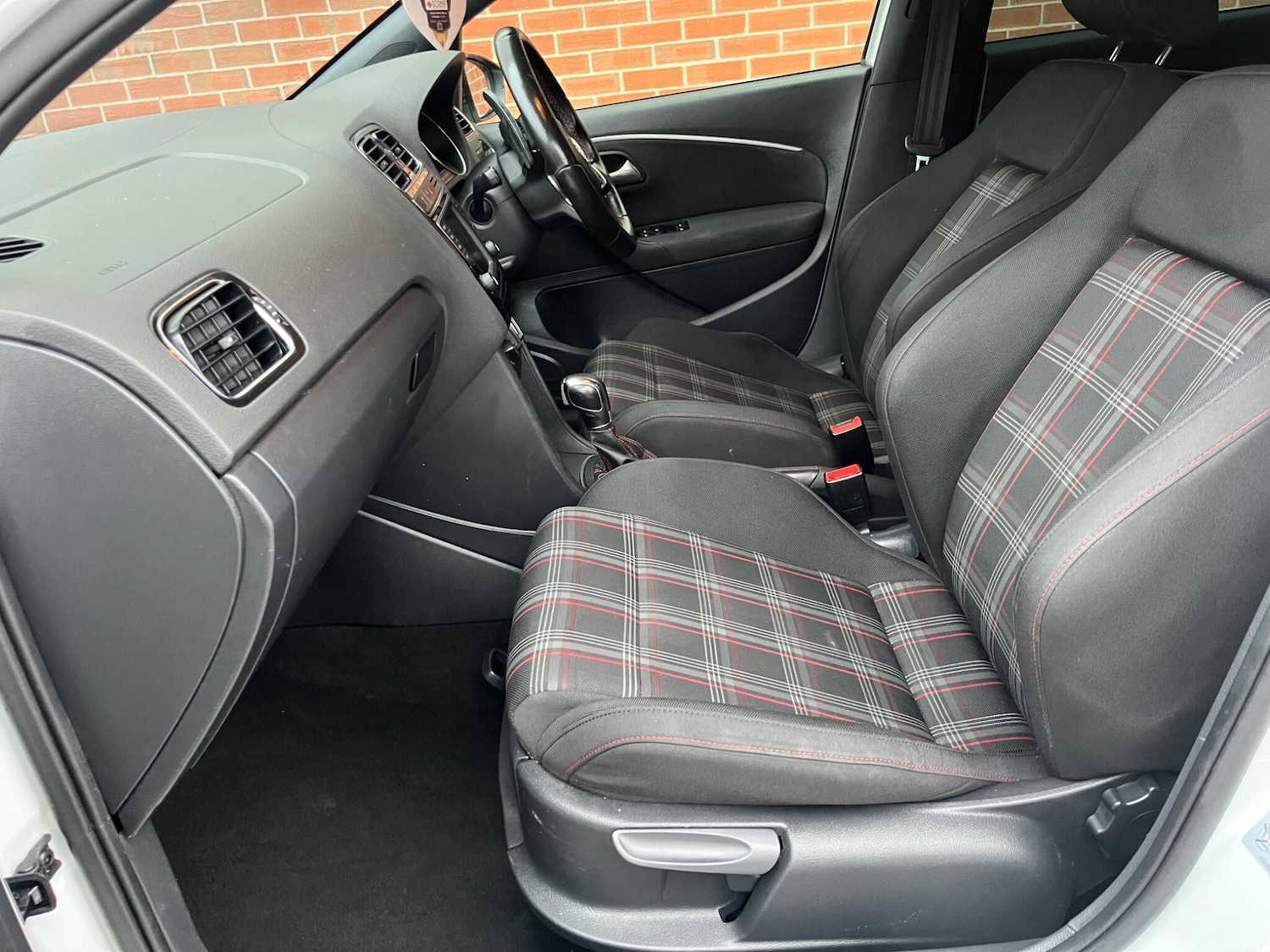 Used Volkswagen Polo 2017 for sale - 76408870: Photo 32