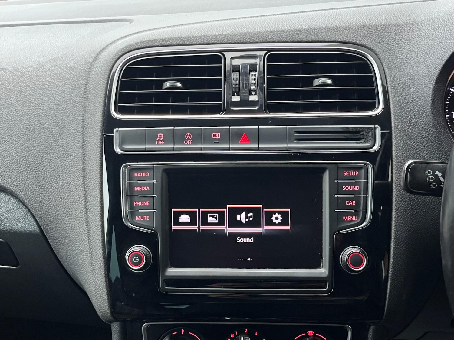 Used Volkswagen Polo 2017 for sale - 76408870: Photo 54