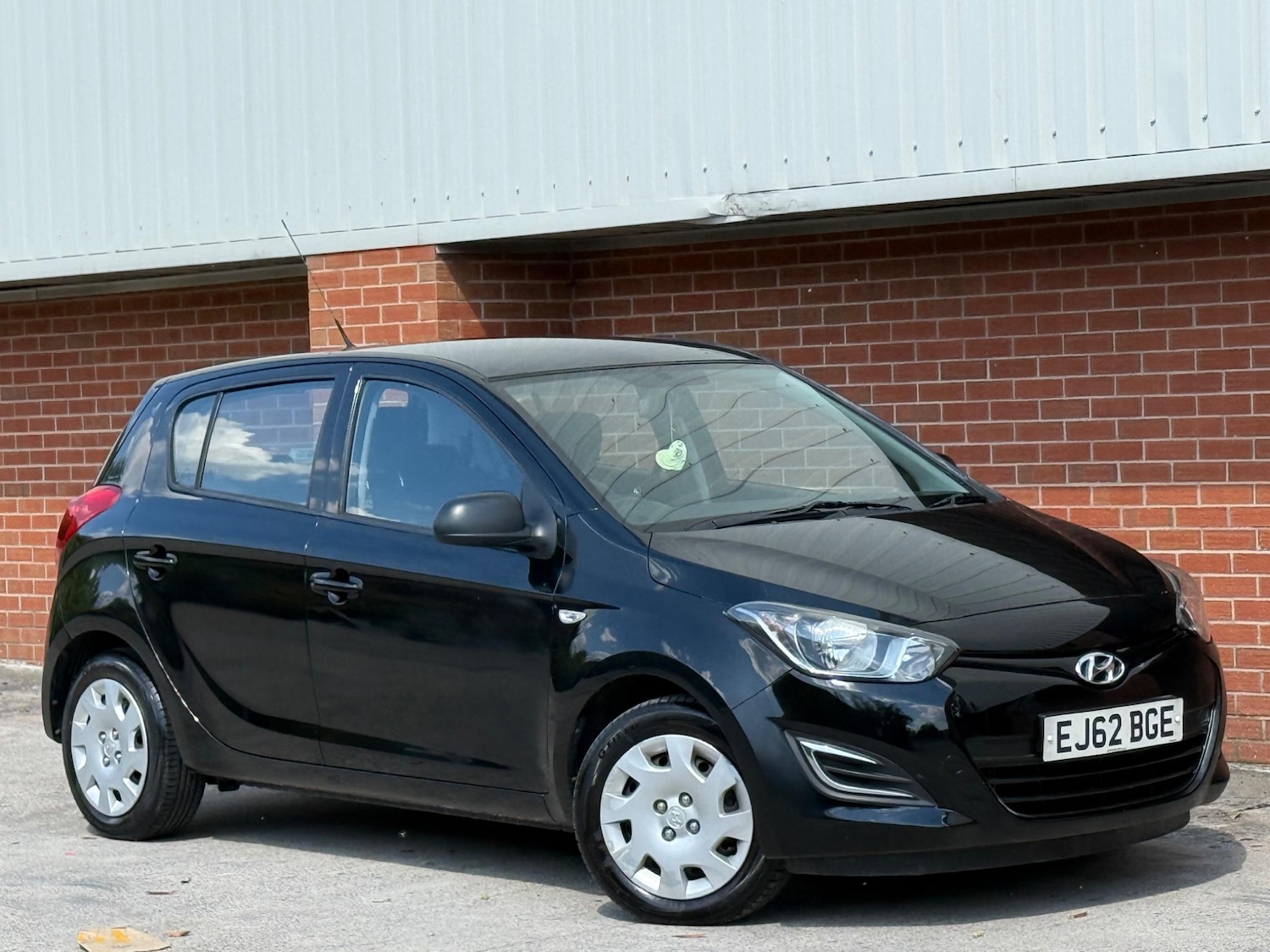 Used Hyundai i20 2012 for sale - 76409087: Photo 1