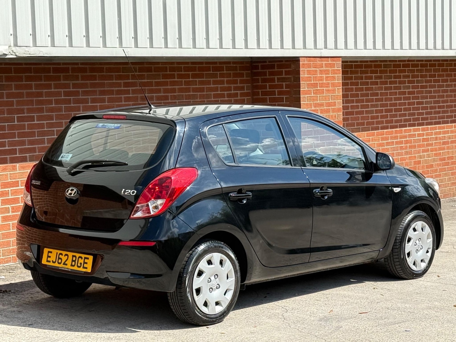 Used Hyundai i20 2012 for sale - 76409087: Photo 8