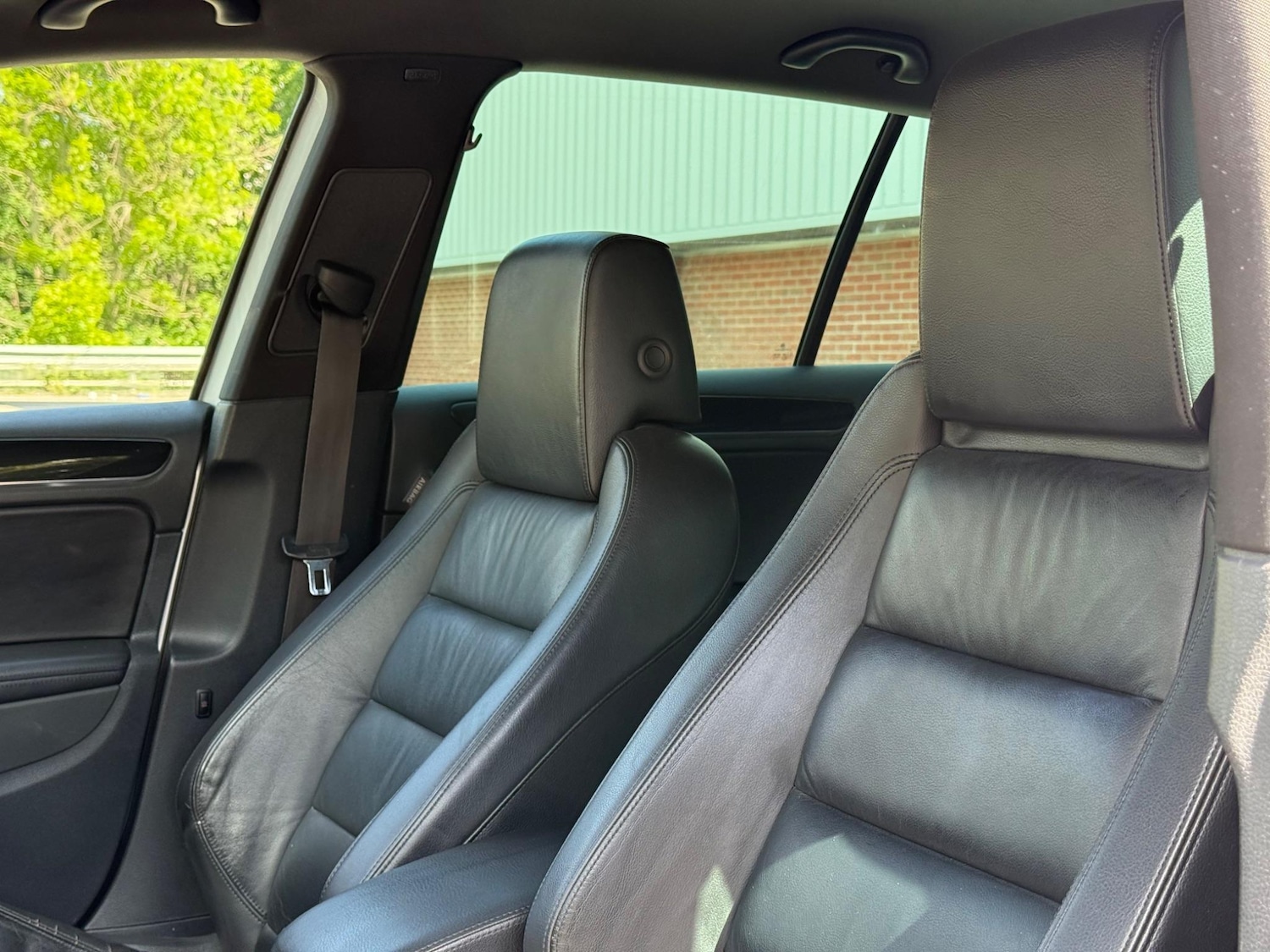 Used Volkswagen Golf 2009 for sale - 76715460: Photo 30