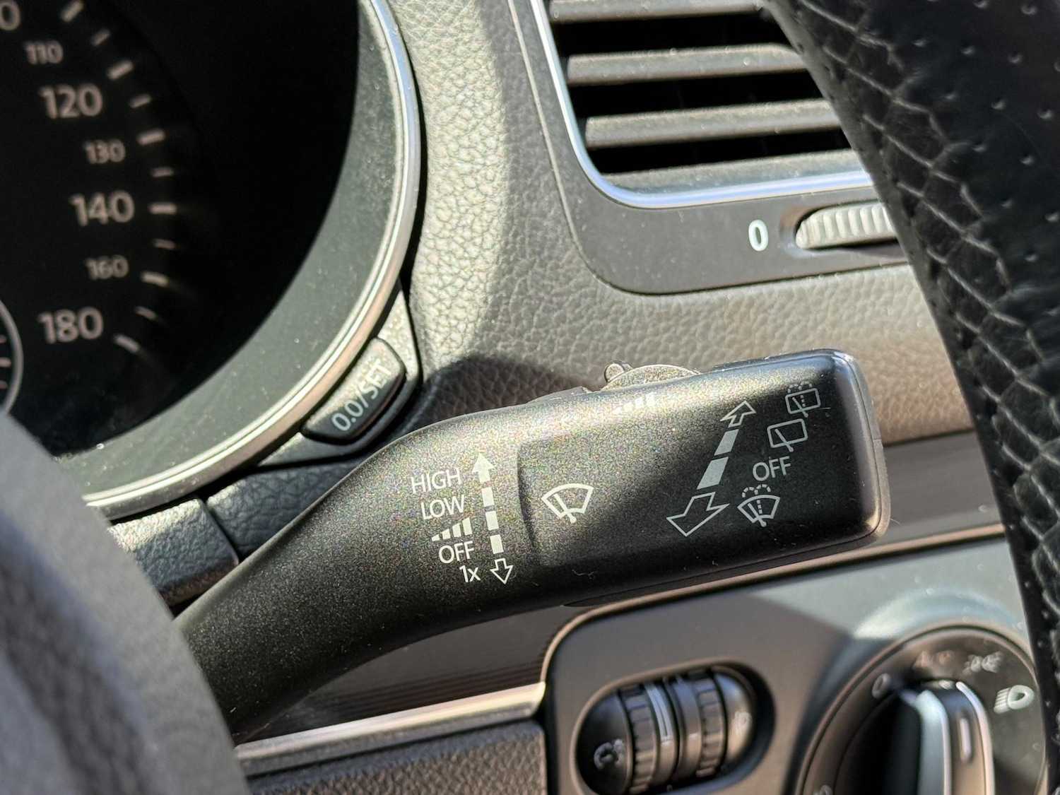 Used Volkswagen Golf 2009 for sale - 76715460: Photo 47