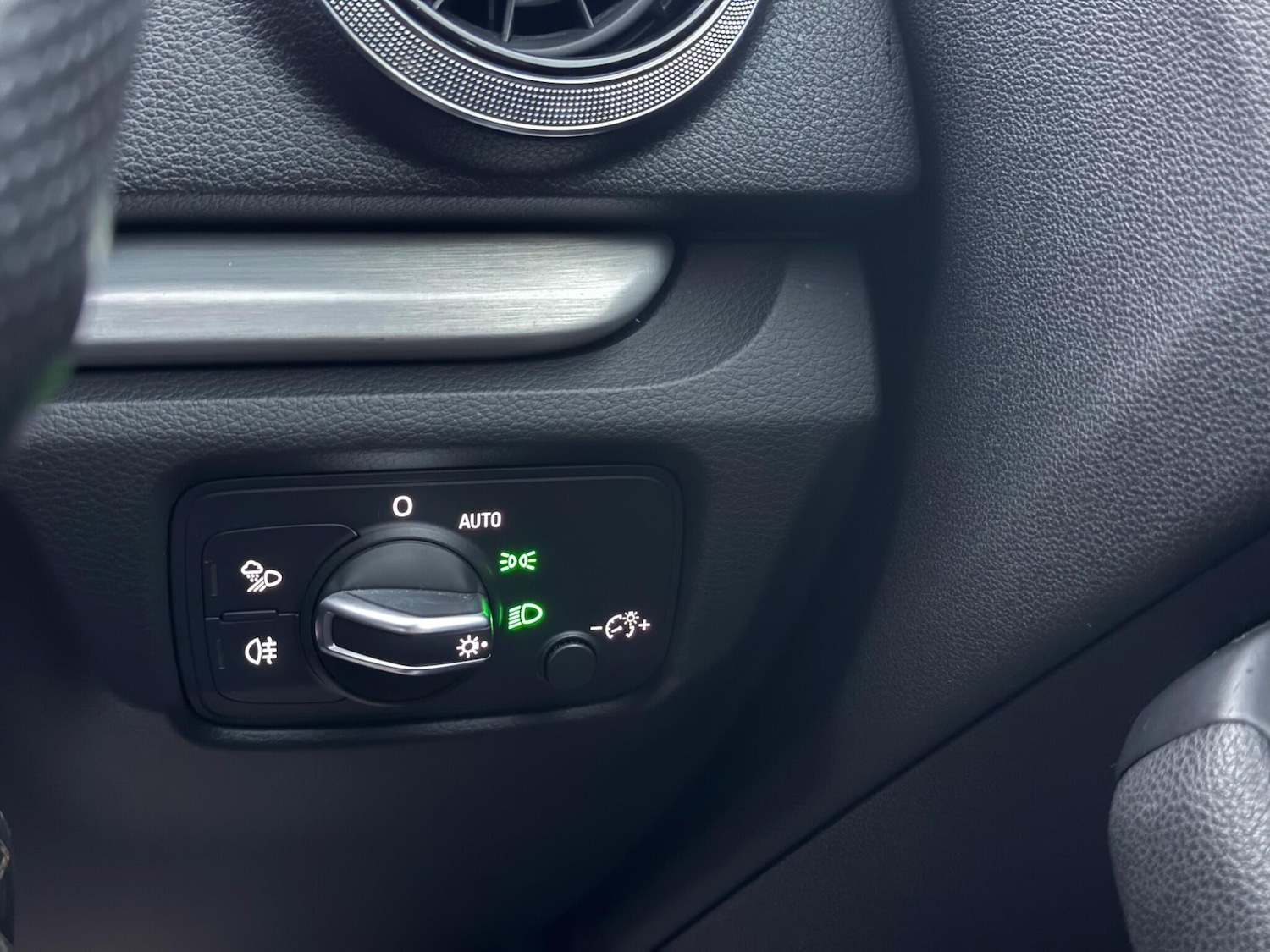 Used Audi A3 2017 for sale - 76866476: Photo 60