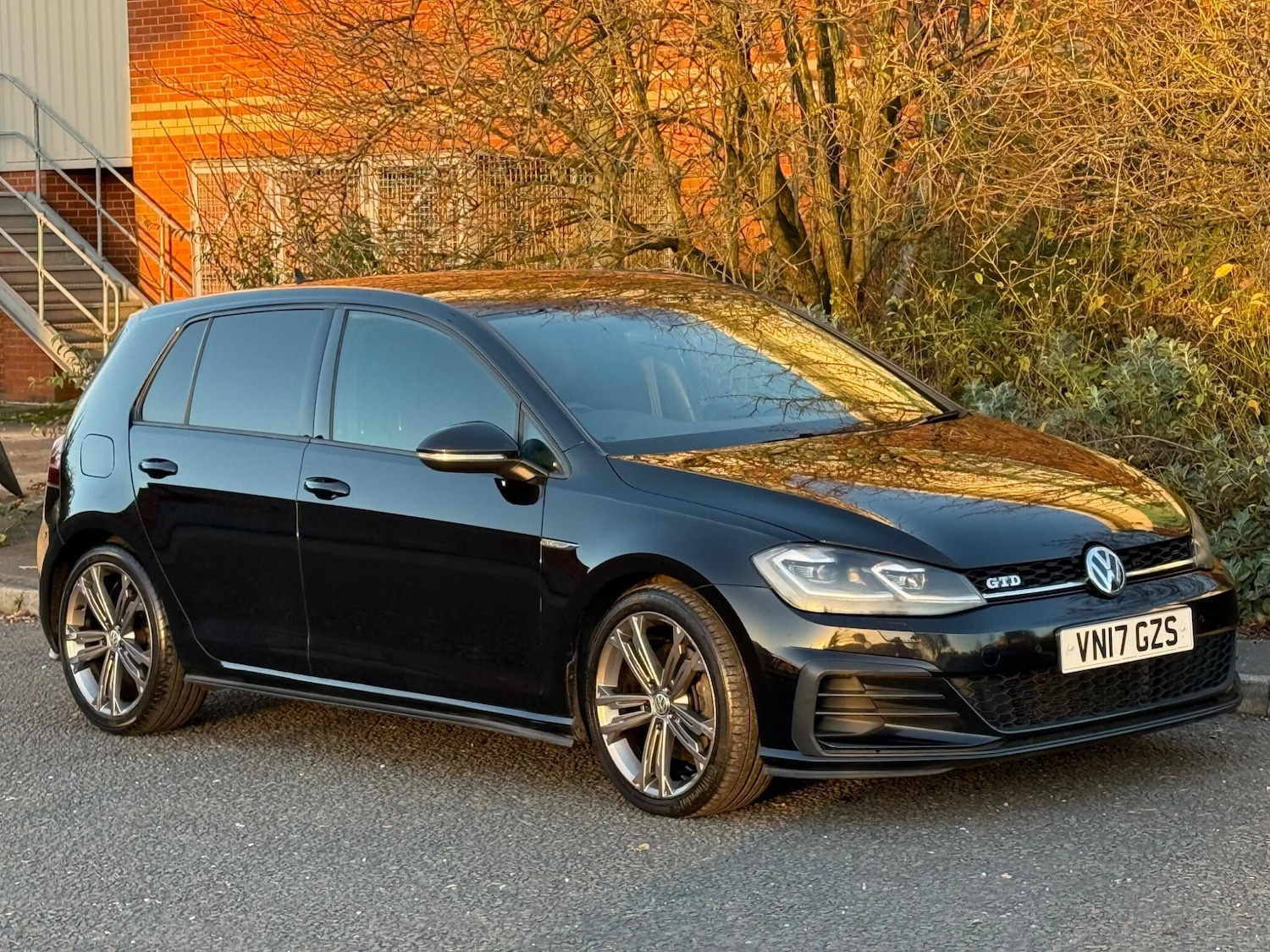 Used Volkswagen Golf 2017 for sale - 76408950: Photo 8