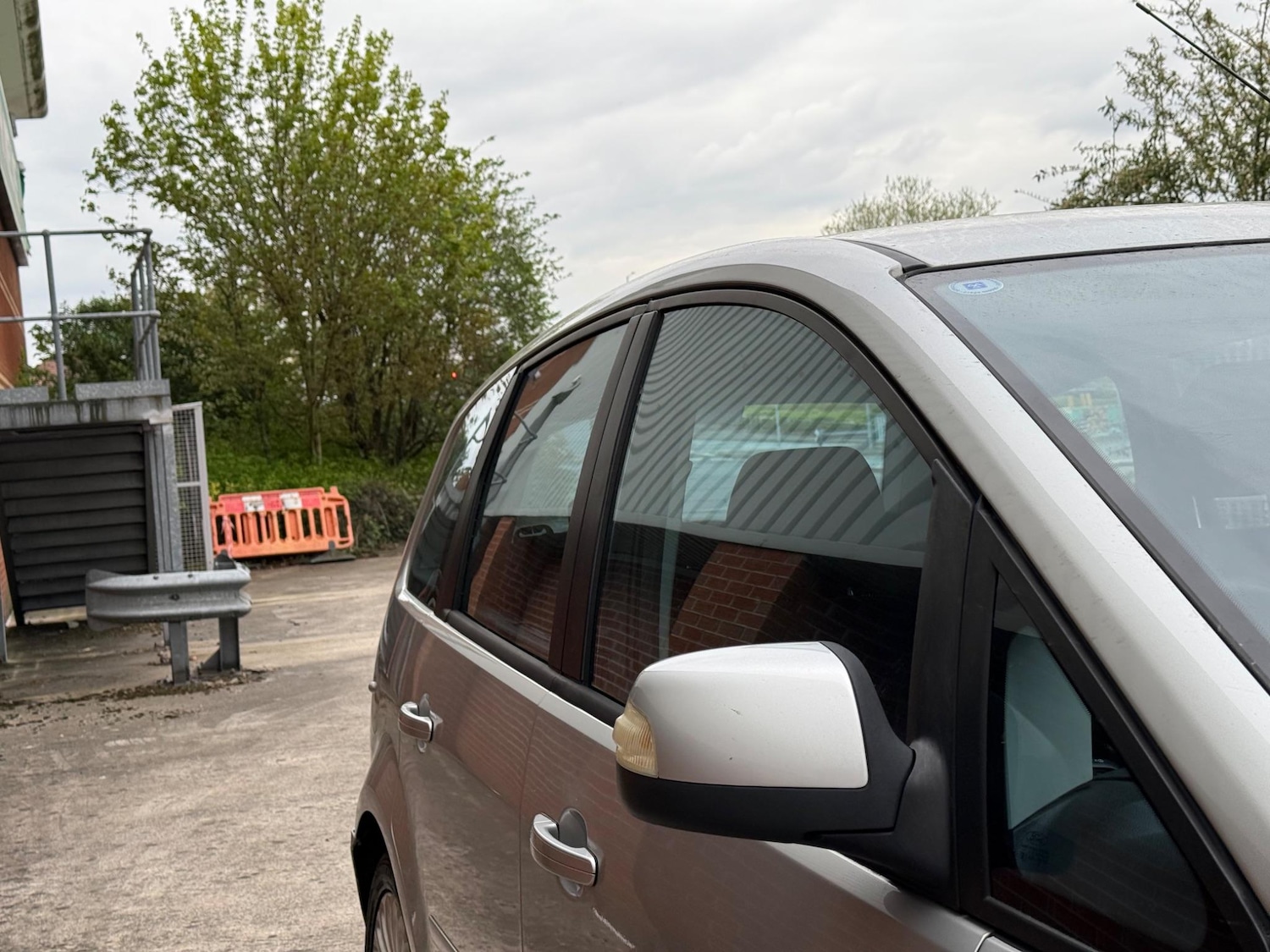 Used Ford C-Max 2010 for sale - 76408890: Photo 18