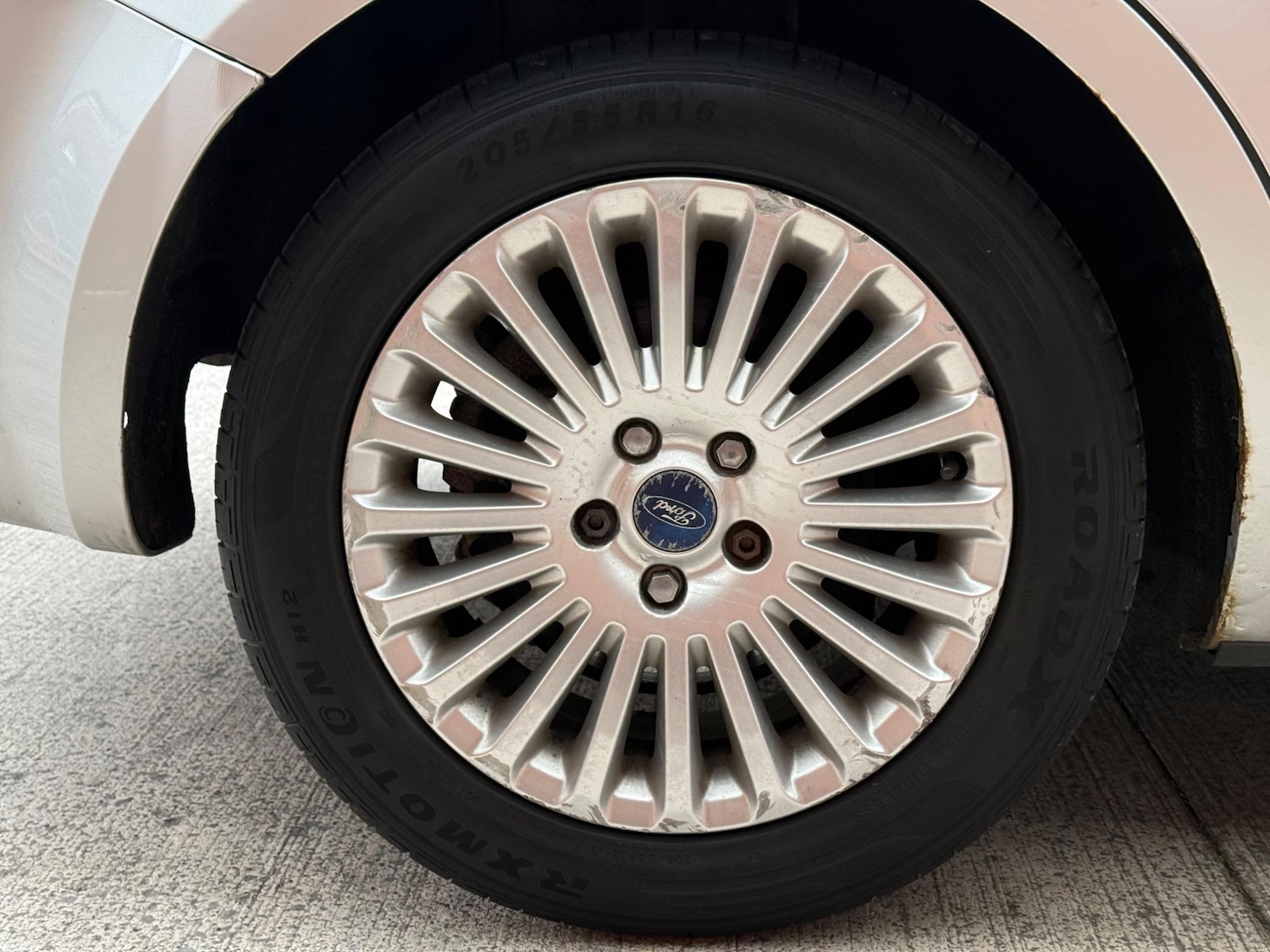 Used Ford C-Max 2010 for sale - 76408890: Photo 20