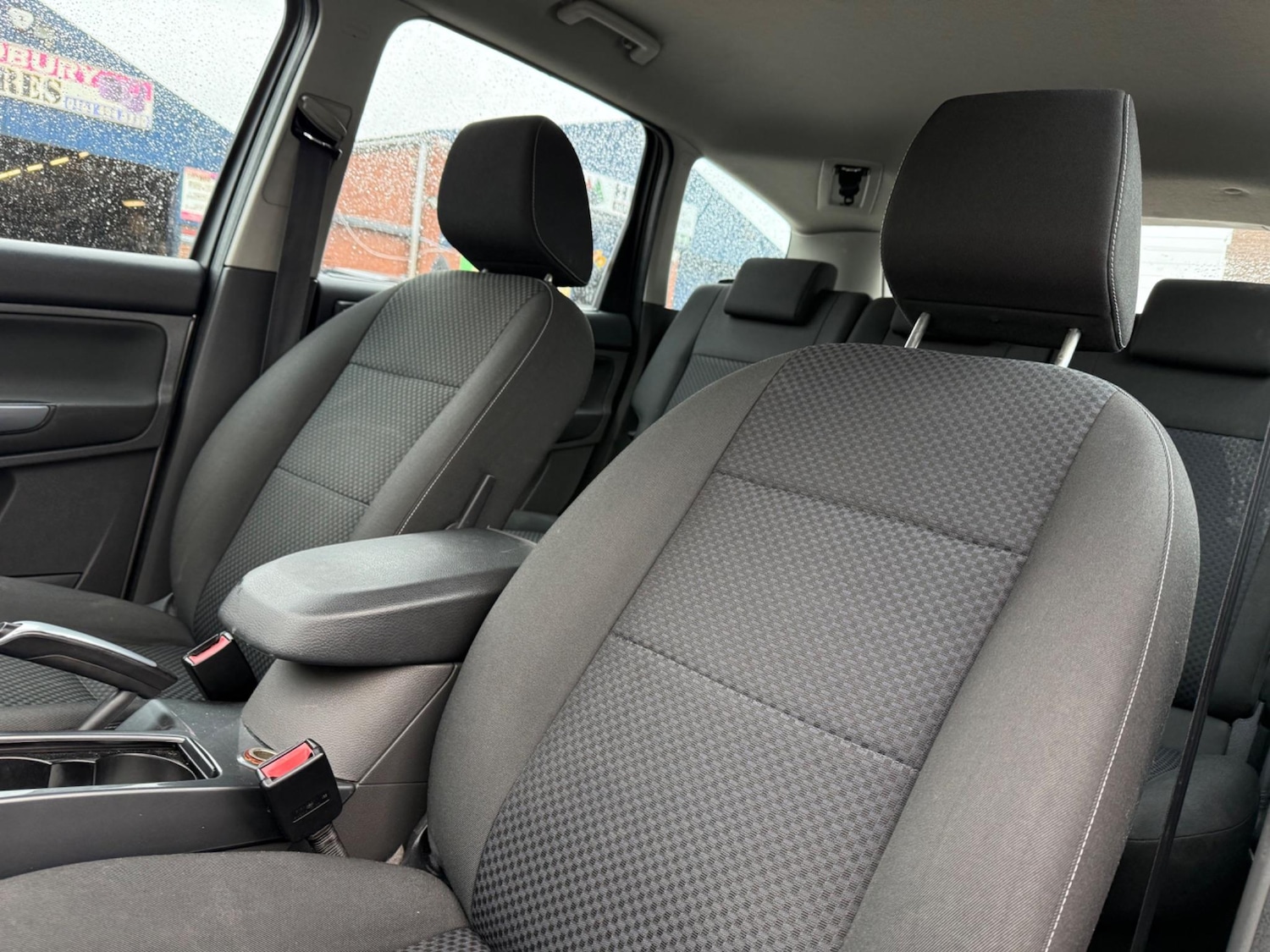 Used Ford C-Max 2010 for sale - 76408890: Photo 25