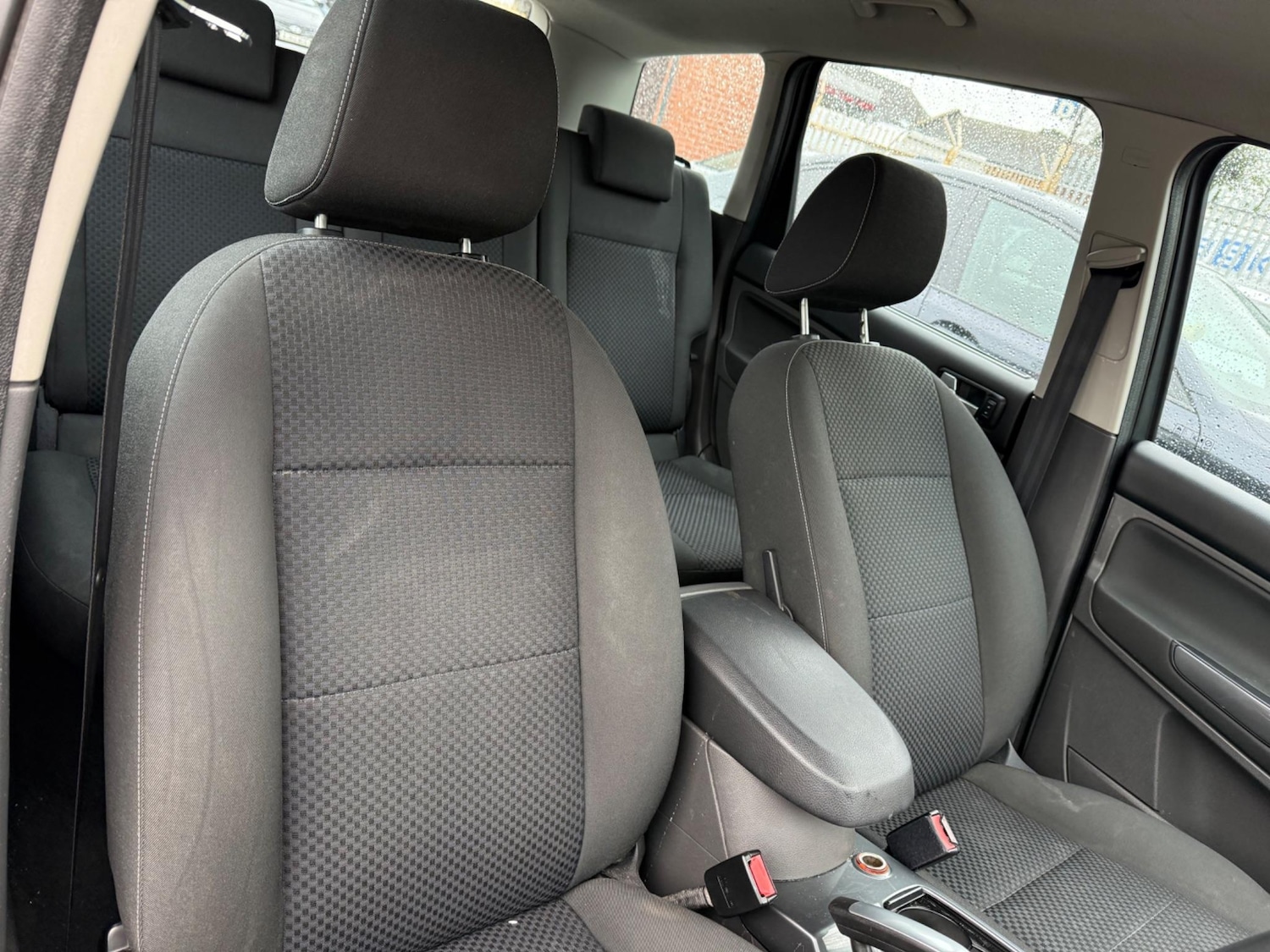 Used Ford C-Max 2010 for sale - 76408890: Photo 31