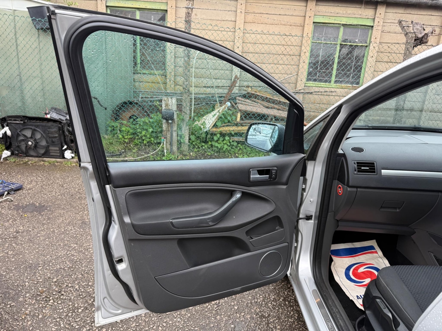 Used Ford C-Max 2010 for sale - 76408890: Photo 32