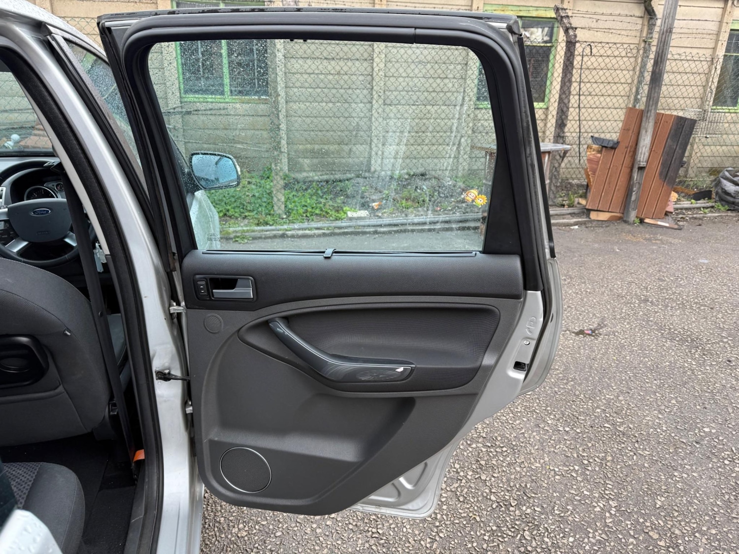 Used Ford C-Max 2010 for sale - 76408890: Photo 34