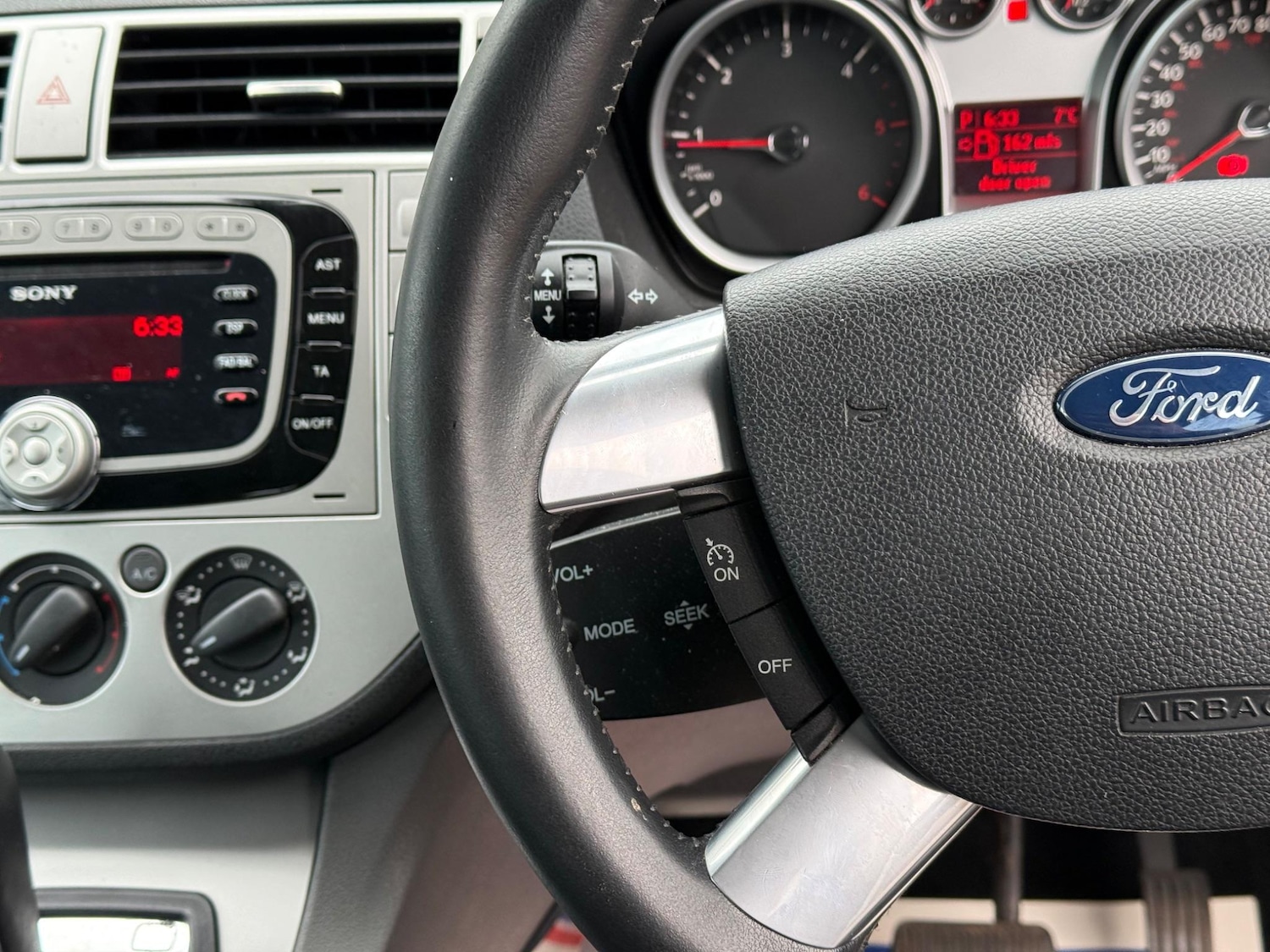 Used Ford C-Max 2010 for sale - 76408890: Photo 45