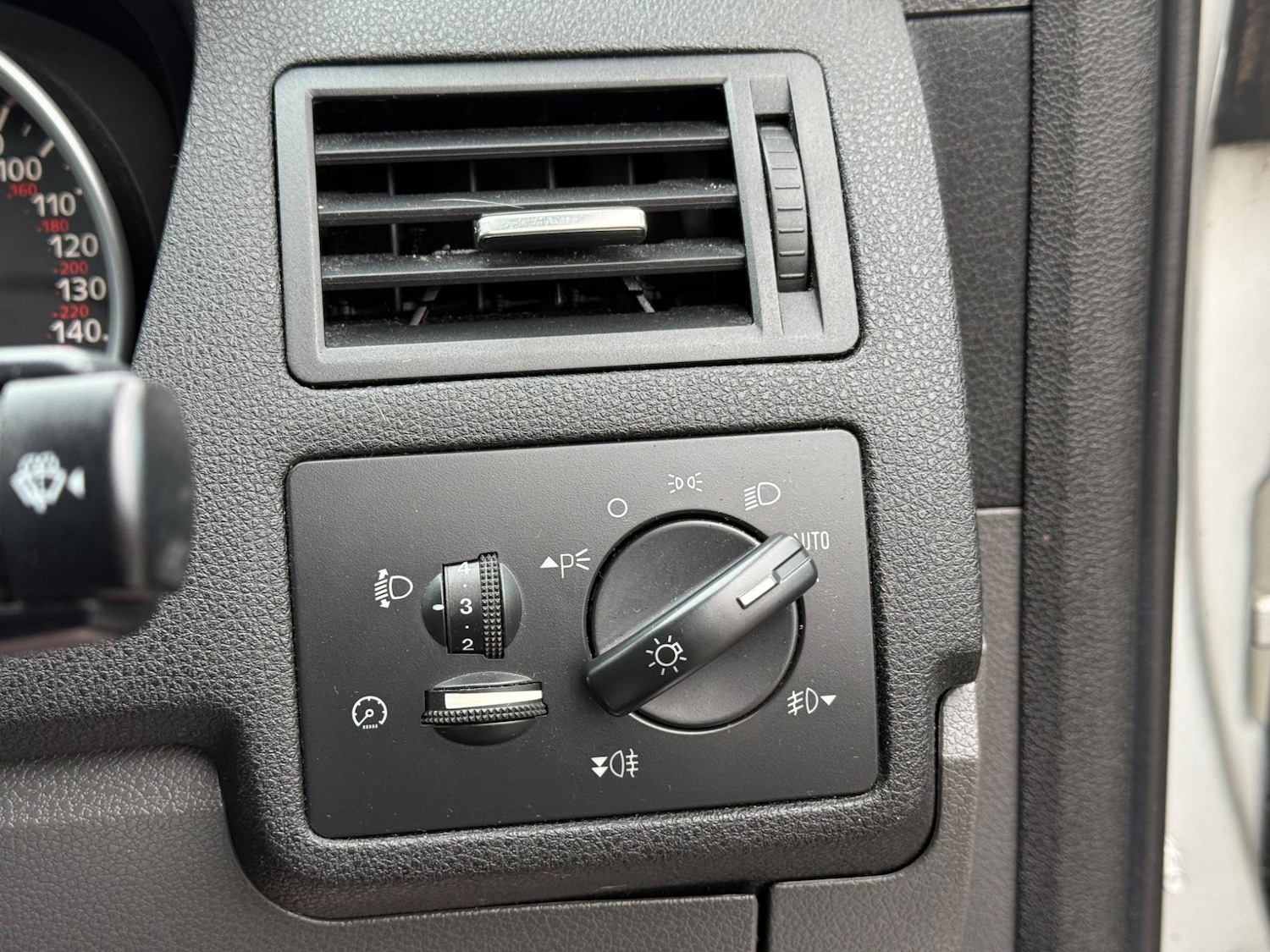 Used Ford C-Max 2010 for sale - 76408890: Photo 50