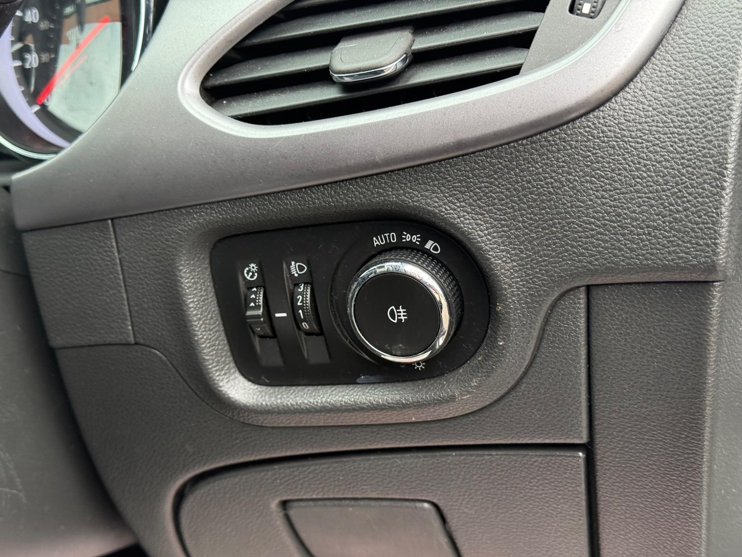 Used Vauxhall Astra 2016 for sale - 76408766: Photo 45