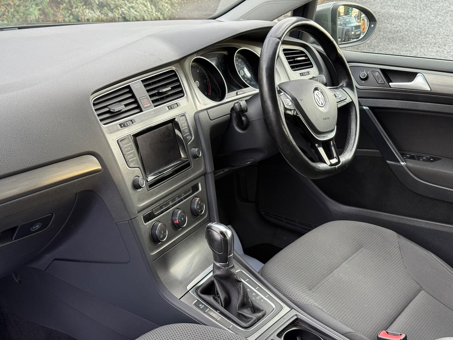 Used Volkswagen Golf 2013 for sale - 77029574: Photo 32