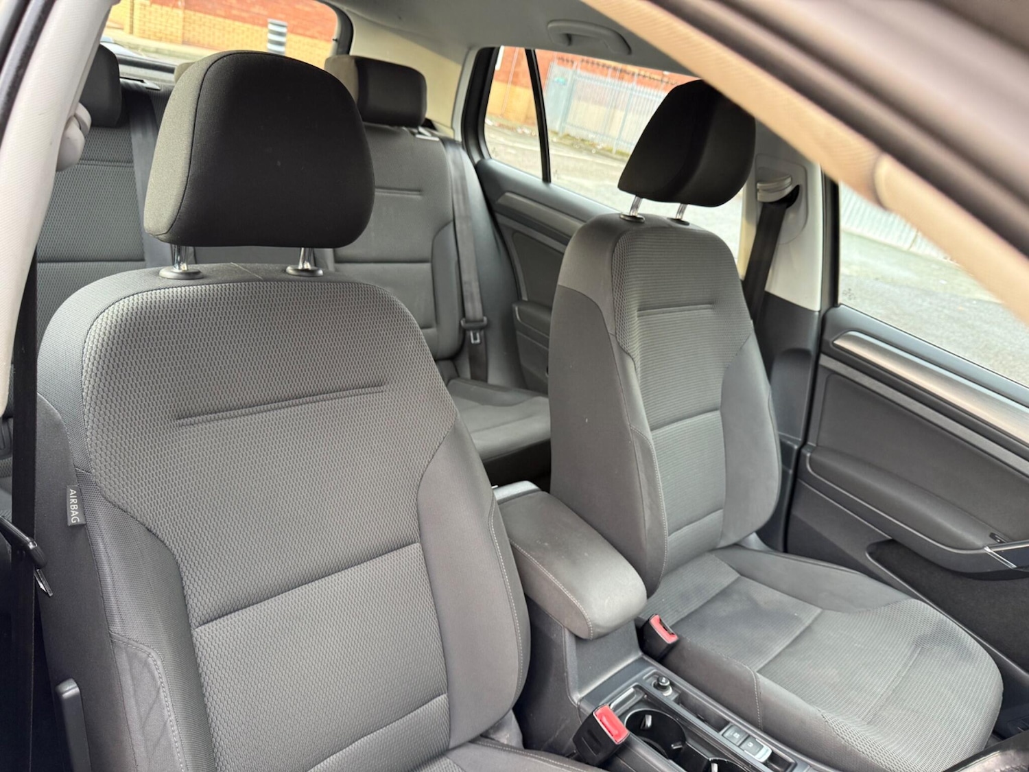 Used Volkswagen Golf 2013 for sale - 77029574: Photo 38