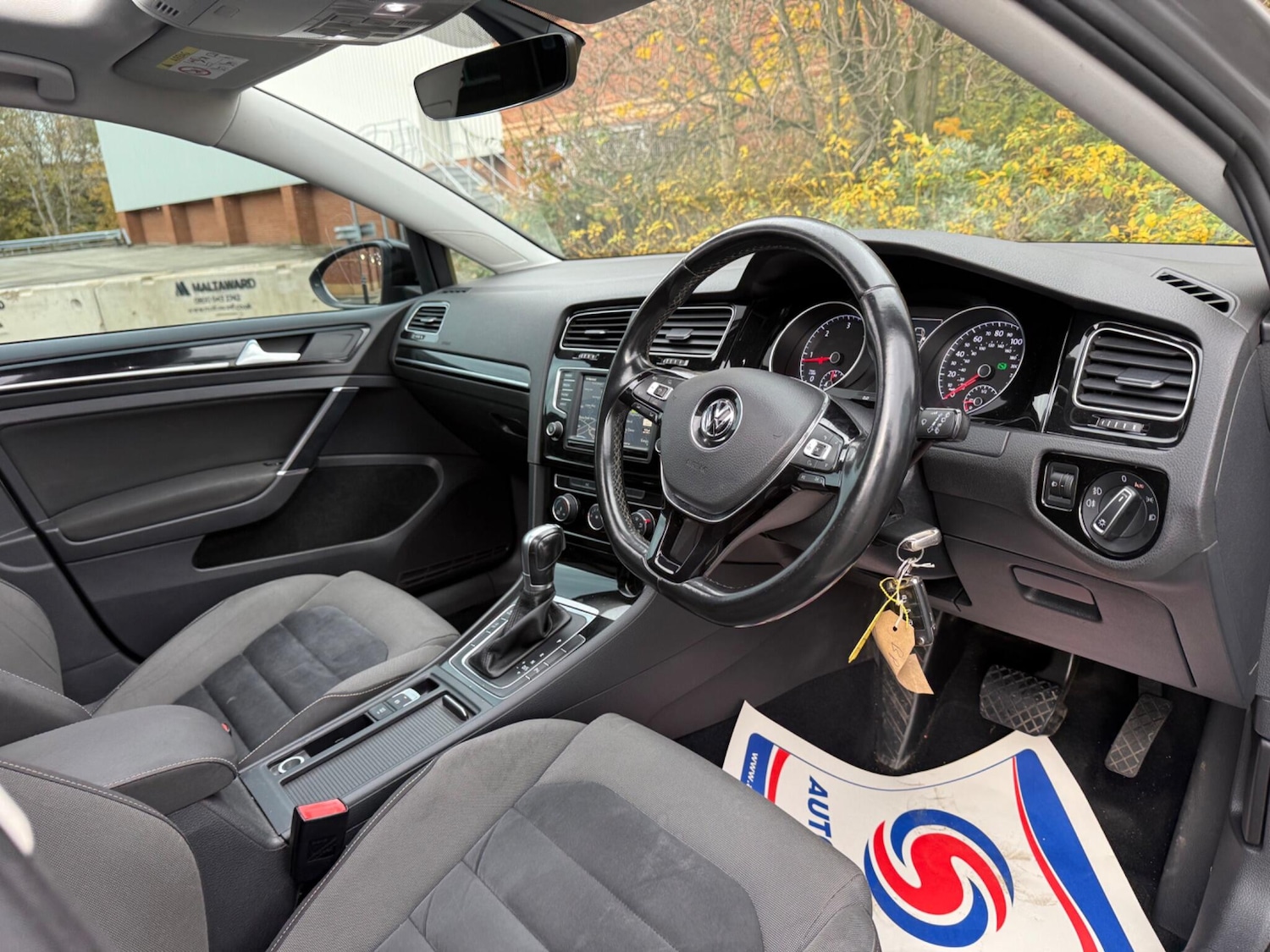 Used Volkswagen Golf 2016 for sale - 76484305: Photo 38