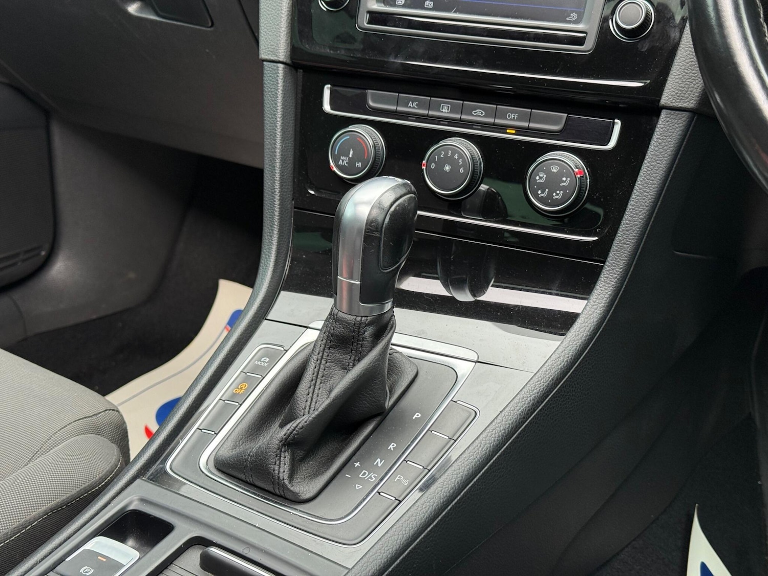 Used Volkswagen Golf 2016 for sale - 76484305: Photo 59