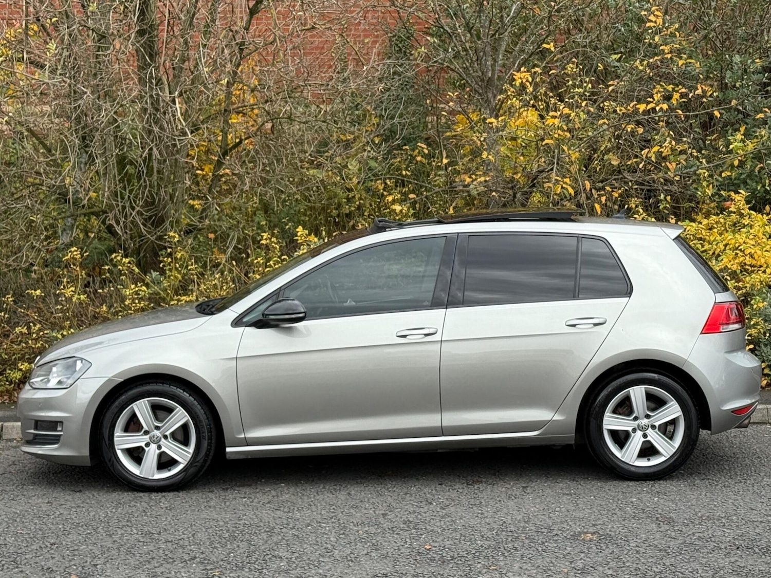 Used Volkswagen Golf 2016 for sale - 76484305: Photo 8