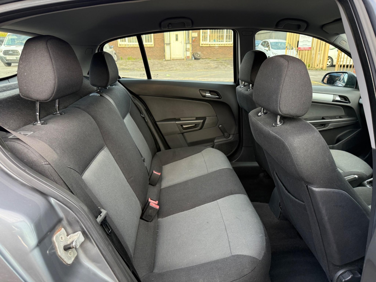 Used Vauxhall Astra 2005 for sale - 76409301: Photo 28