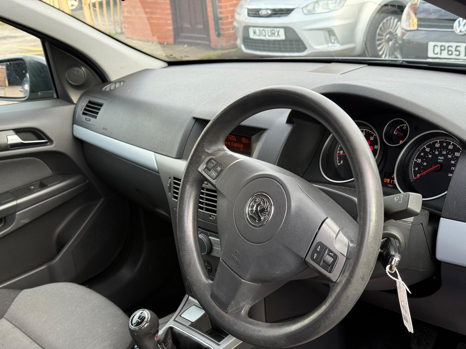 Used Vauxhall Astra 2005 for sale - 76409301: Photo 30