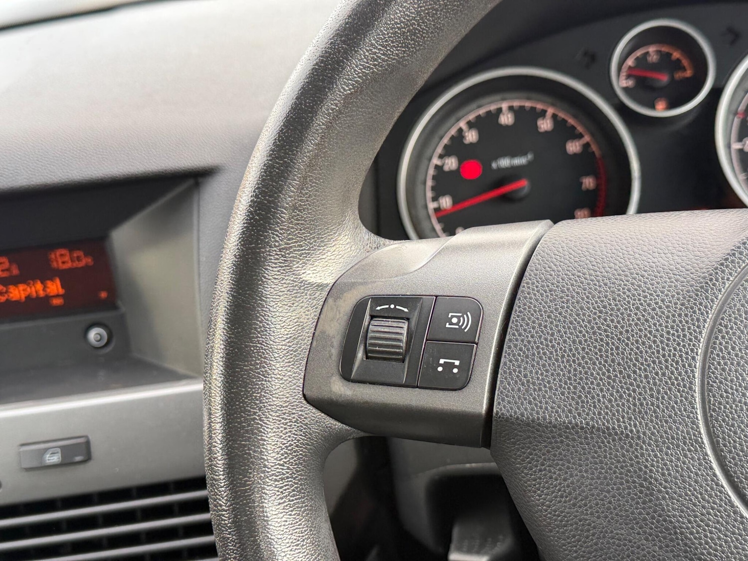 Used Vauxhall Astra 2005 for sale - 76409301: Photo 45