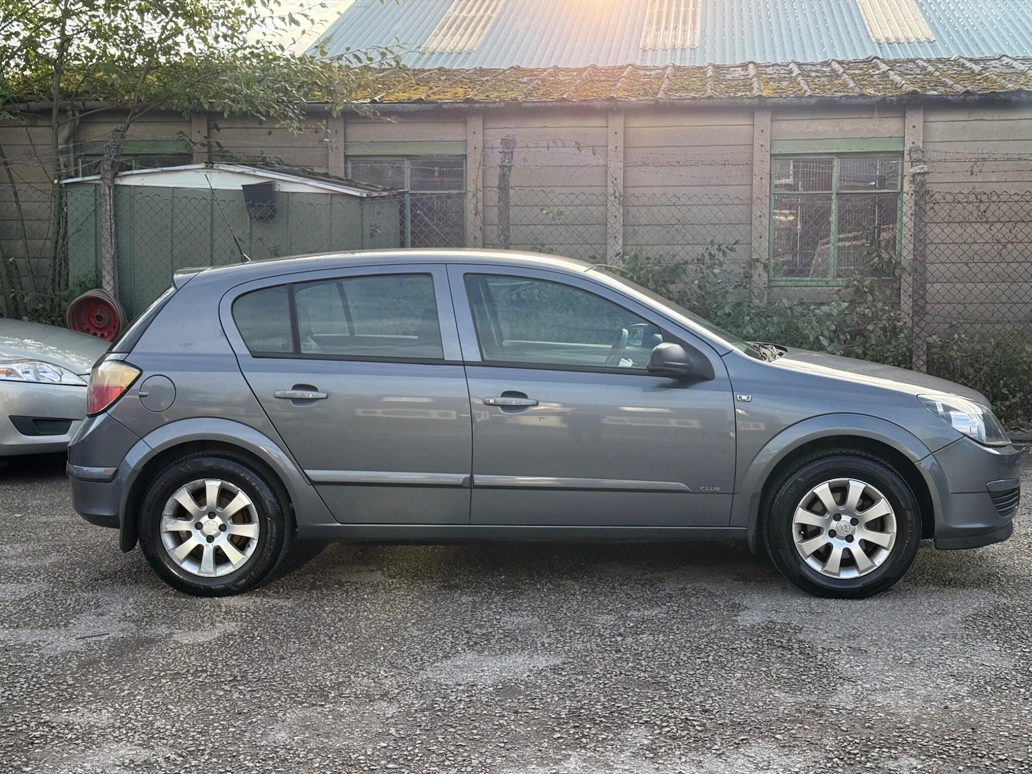 Used Vauxhall Astra 2005 for sale - 76409301: Photo 5