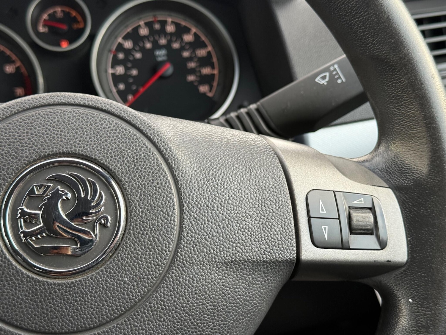 Used Vauxhall Astra 2005 for sale - 76409301: Photo 50