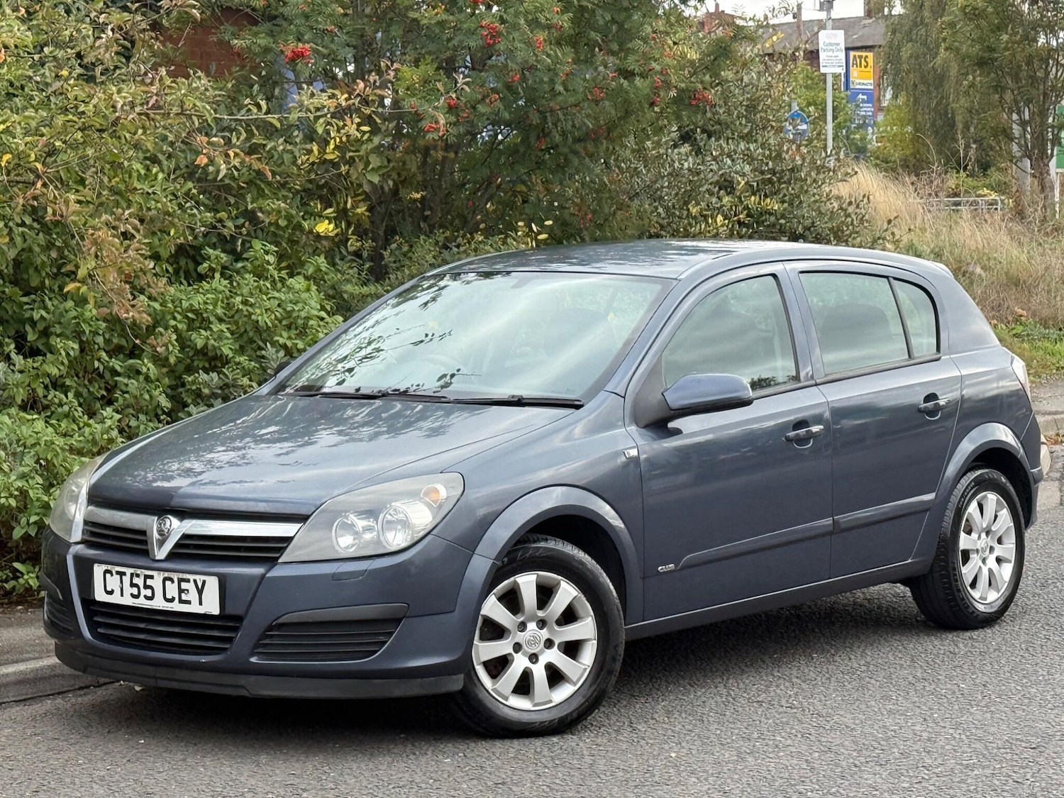 Used Vauxhall Astra 2005 for sale - 76408480: Photo 1