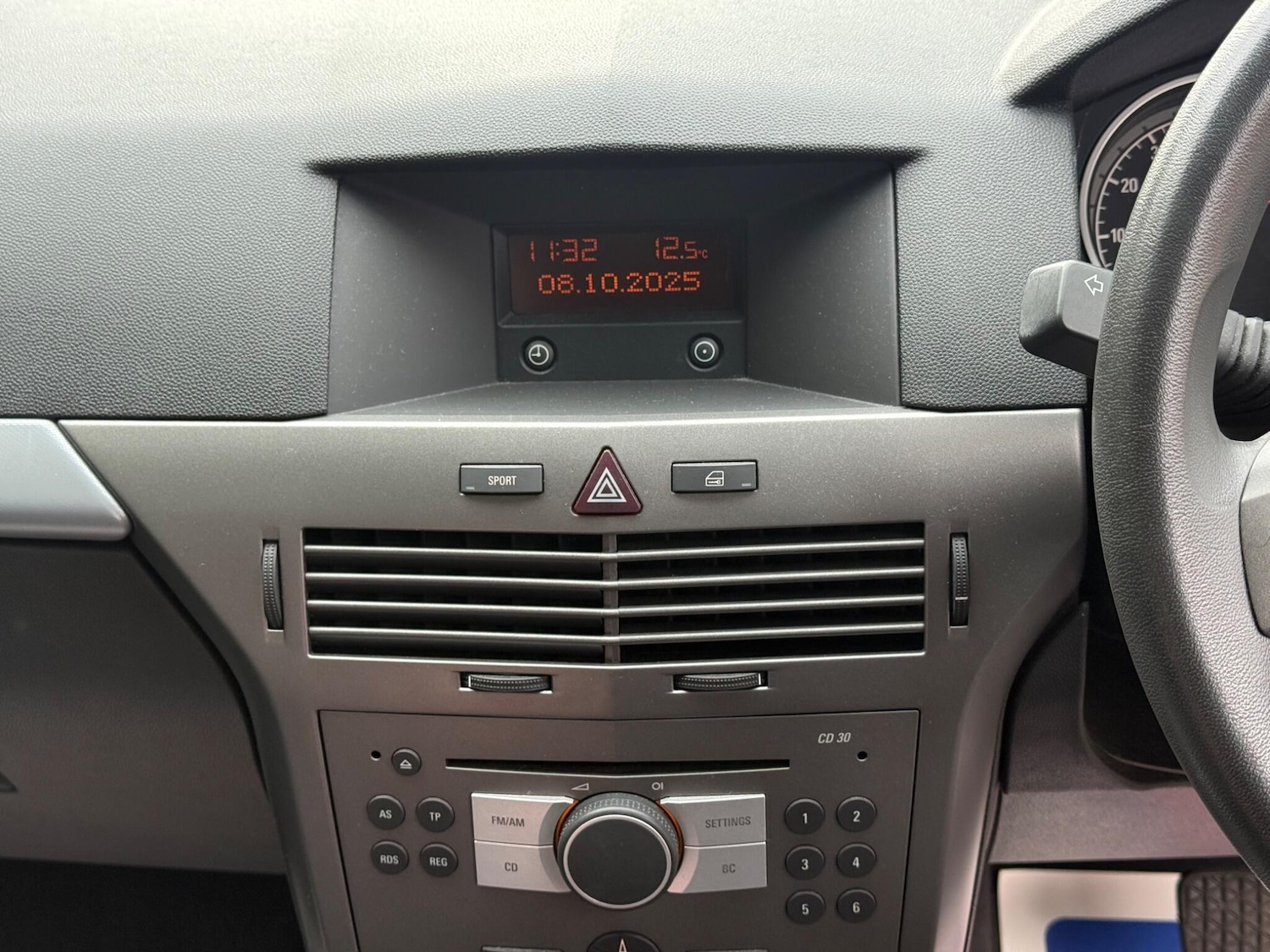 Used Vauxhall Astra 2005 for sale - 76408480: Photo 25