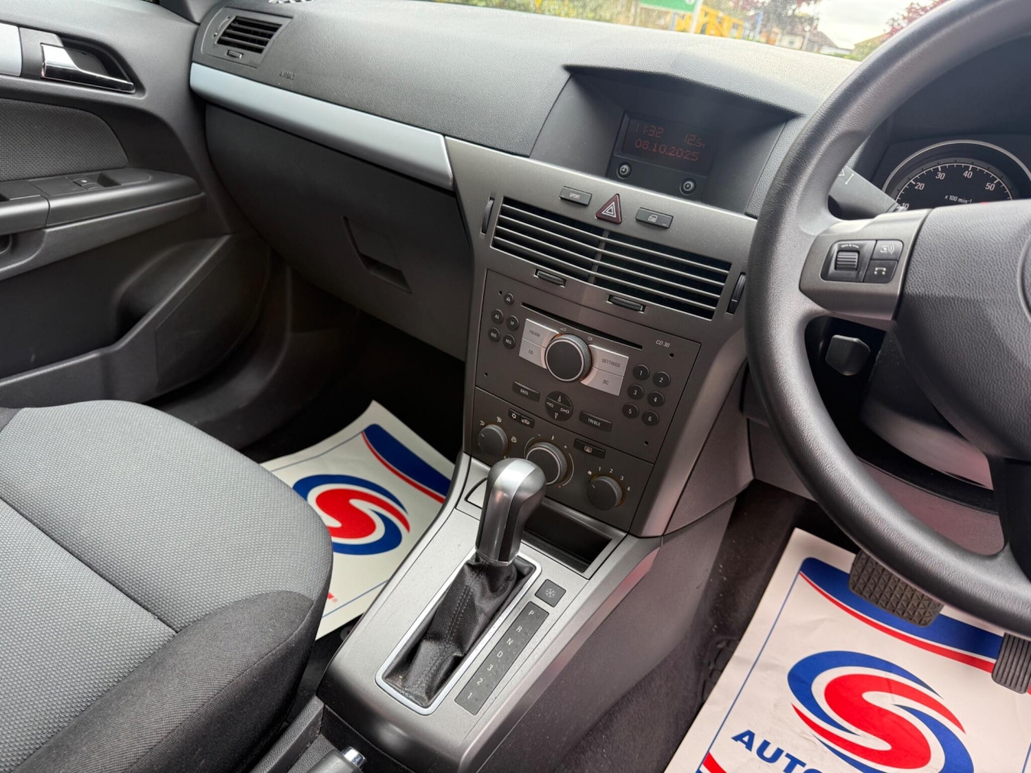 Used Vauxhall Astra 2005 for sale - 76408480: Photo 28