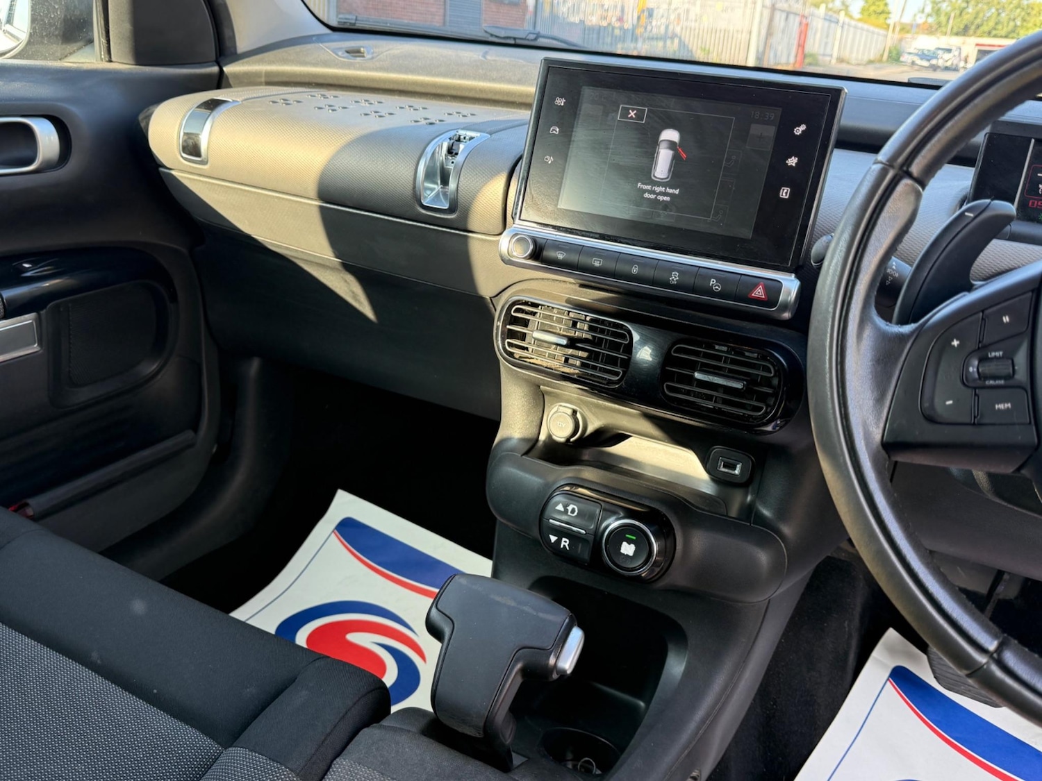 Used Citroen C4 Cactus 2014 for sale - 76409566: Photo 47