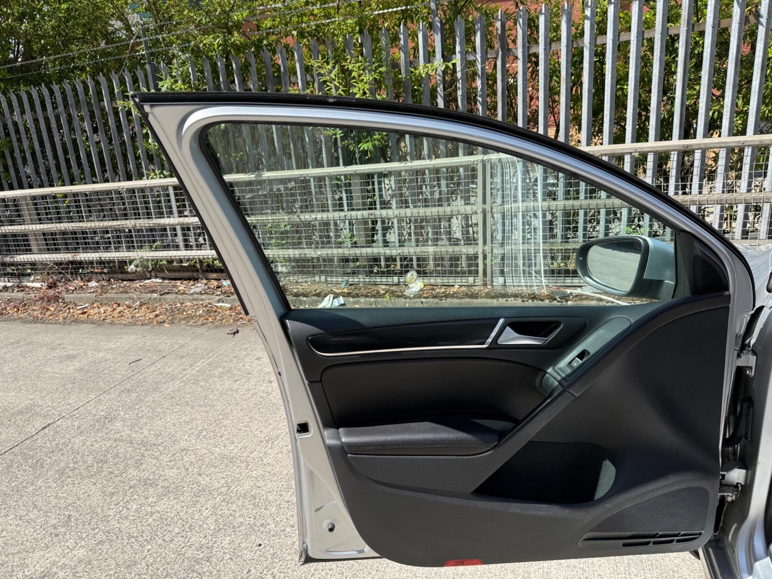 Used Volkswagen Golf 2009 for sale - 76408645: Photo 23