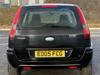 Used Ford Fusion 2005 for sale - 74664661: Photo