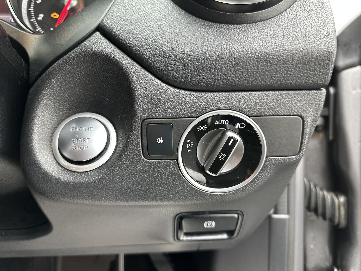 Used Mercedes-Benz CLA 2019 for sale - 76455734: Photo 44