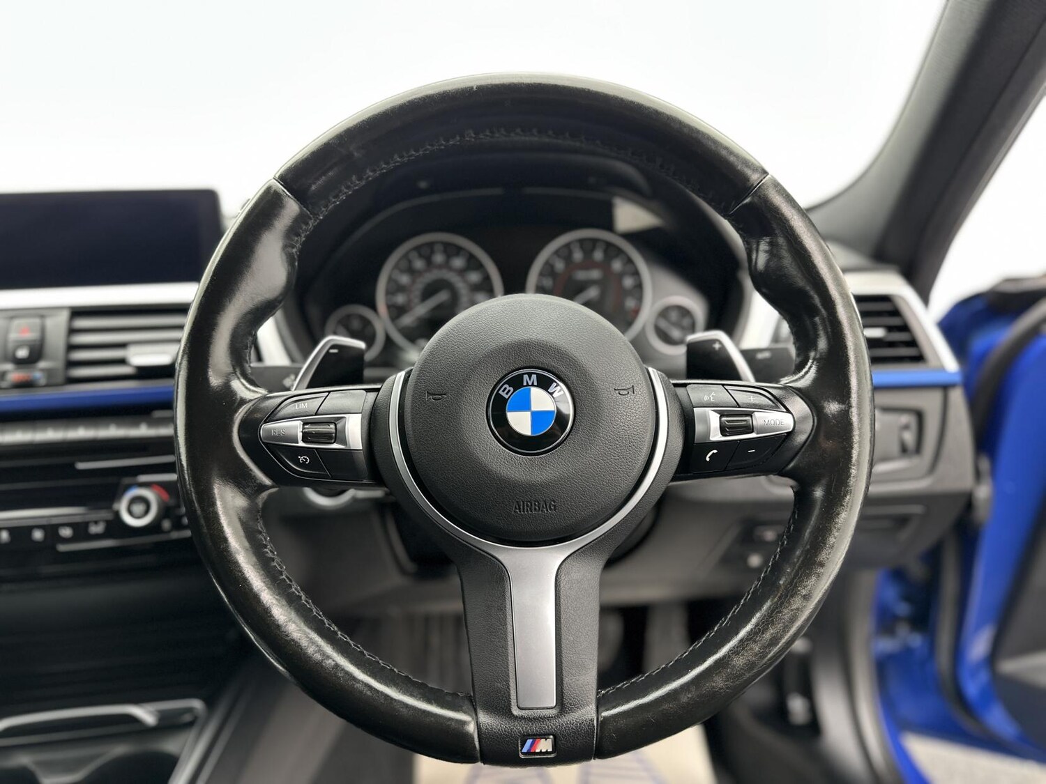 Used BMW 3 Series 2018 for sale - 78156423: Photo 37