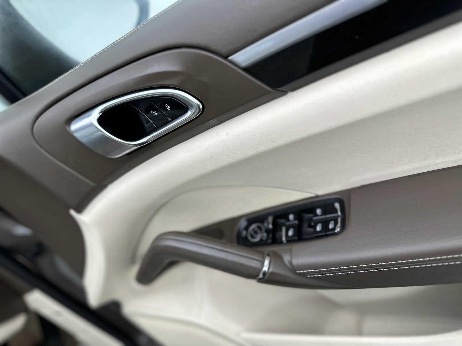 Used Porsche Cayenne 2013 for sale - 76452705: Photo 20