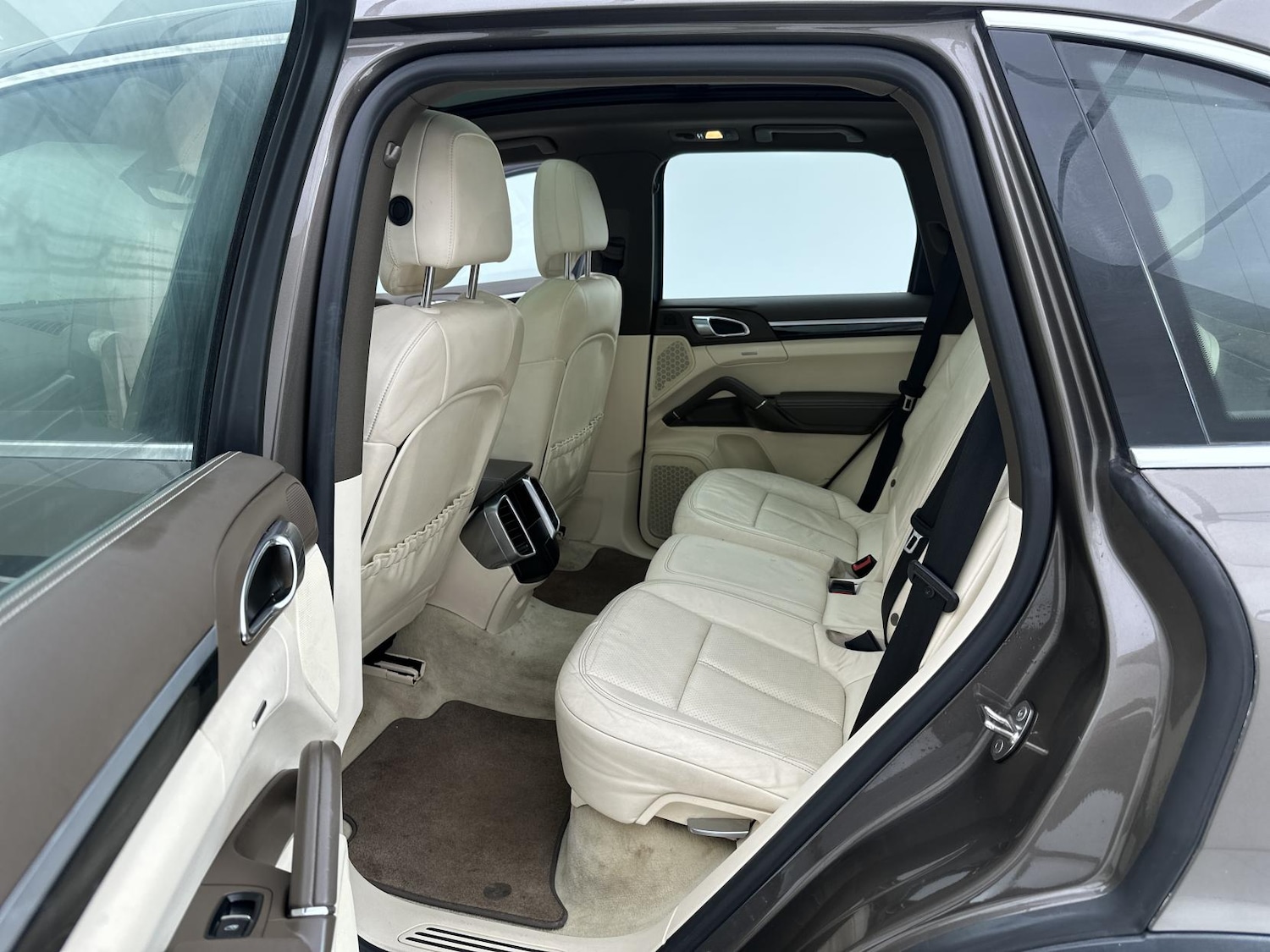 Used Porsche Cayenne 2013 for sale - 76452705: Photo 45