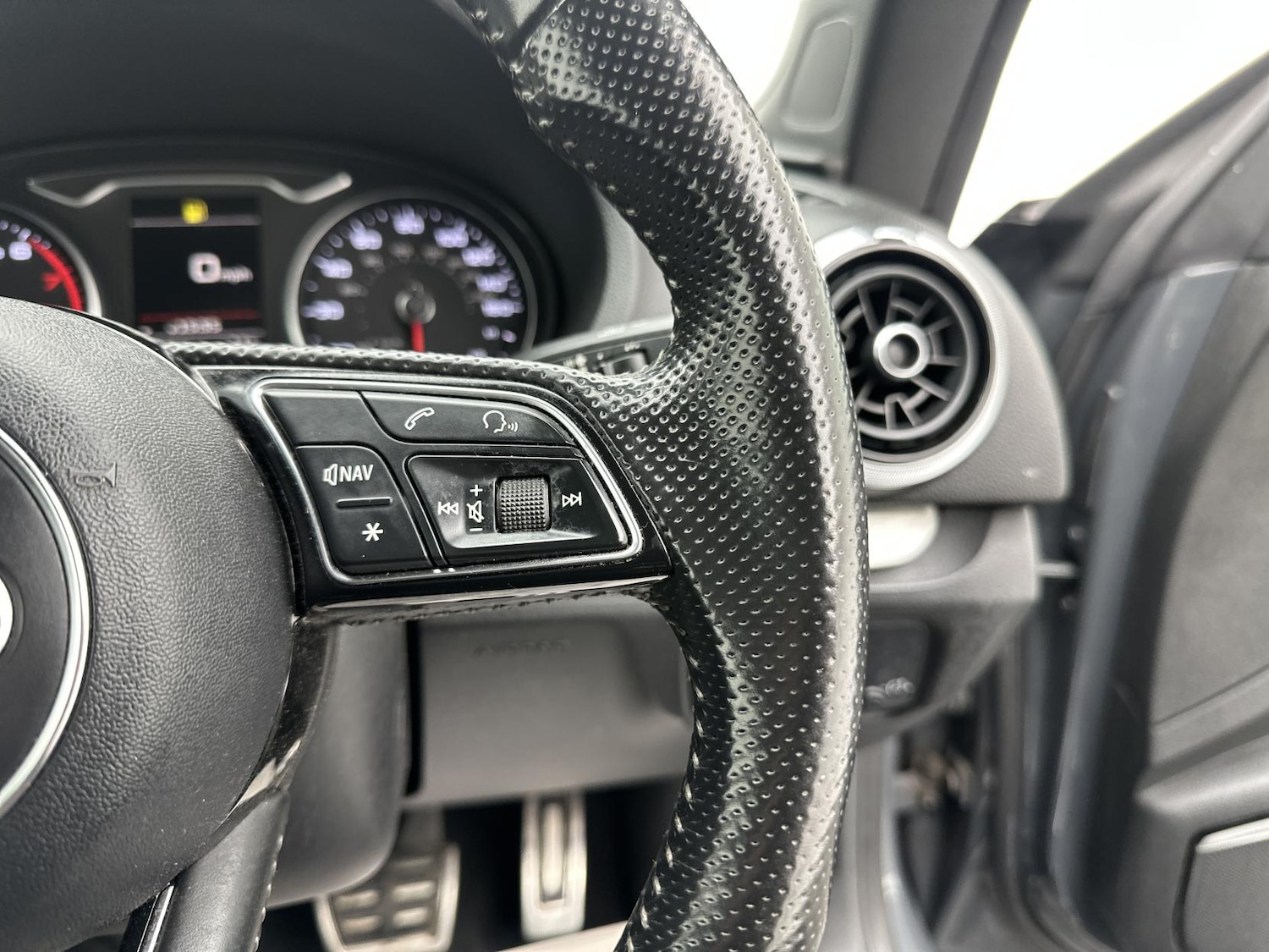 Used Audi A3 2016 for sale - 77079408: Photo 35