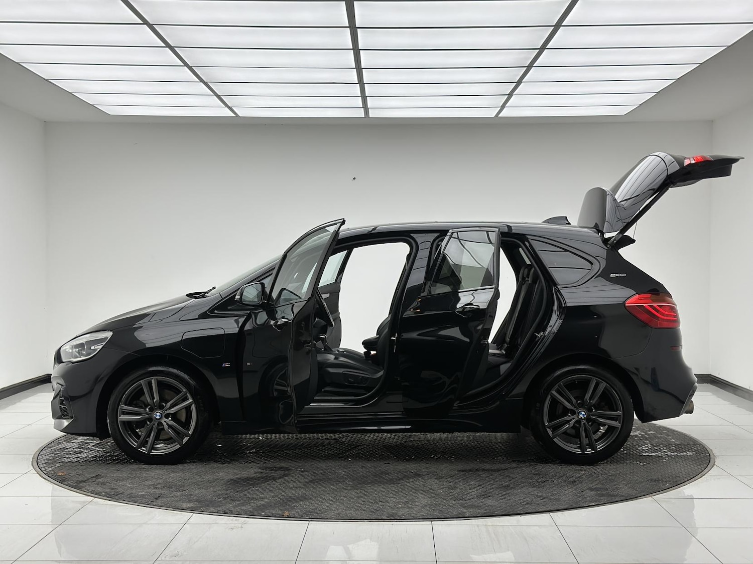 Used BMW 2 Series 2018 for sale - 76606424: Photo 17