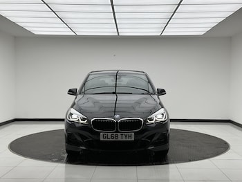 Used BMW 2 Series 2018 for sale - 76606424: Photo