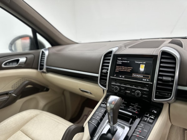 Used Porsche Cayenne 2013 for sale - 74524122: Photo 24